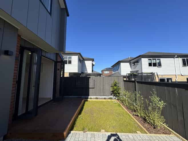 4/44 Abercrombie Street, Howick