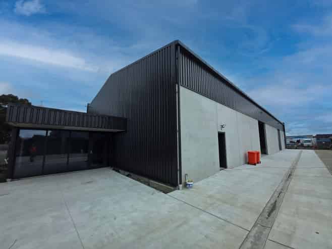 Brand New Bromley Warehouse