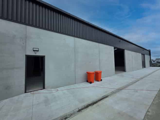 Brand New Bromley Warehouse