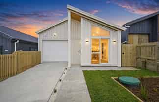 14 Kopu Road, Orewa