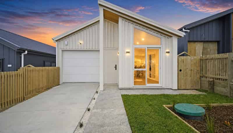 14 Kopu Road, Orewa