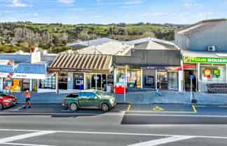 HIGH-YIELD INVESTMENT OR OWNER-OCCUPIER DREAM
