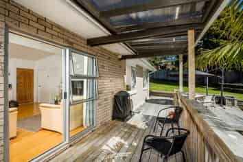 24 Cantina Avenue, Bayview