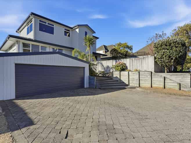 19 Crescent Road, Otumoetai