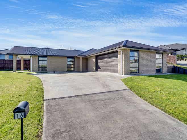 16 Andrew Hilton Close, Morrinsville