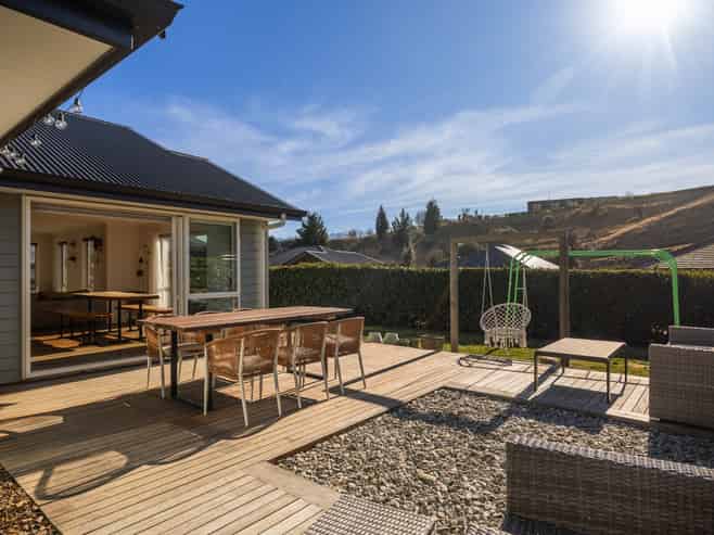 26 Woodstock Road, Lower Shotover