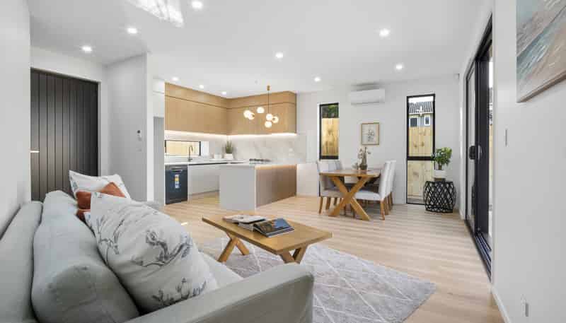 12 Karo Place, Glendene