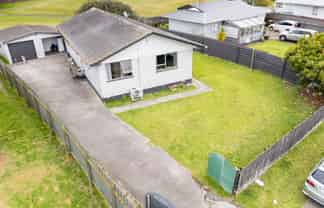 16 Palermo Place, Clover Park