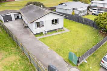 16 Palermo Place, Clover Park