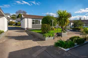 Cottage 13/6 Glenwood Avenue, Highfield