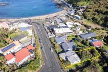 15 Happy Valley Road, Owhiro Bay