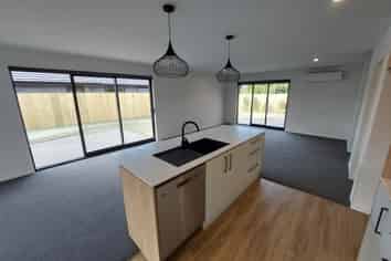 2/176 Hendersons Road , Hoon Hay
