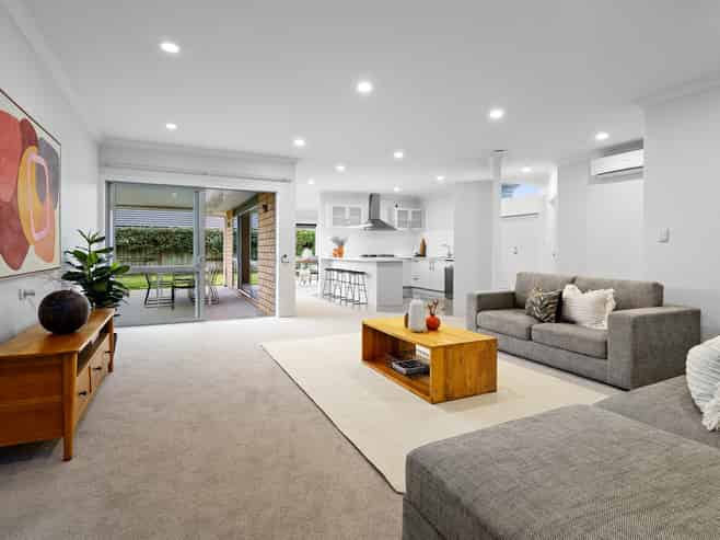 35 Carnation Court, Cambridge