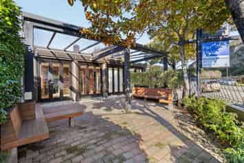 Character, Courtyard & Car Parks in Sumner Village