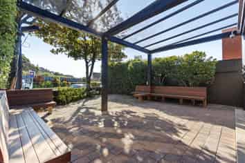 Character, Courtyard & Car Parks in Sumner Village