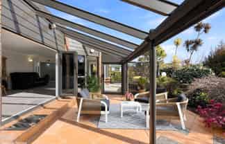 71 Brooklands Road, Brooklands