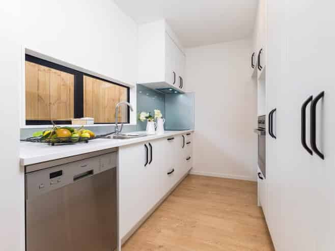 14 Korama Lane, New Lynn