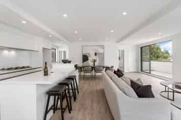 27D View Road, Mount Eden