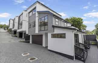 27D View Road, Mount Eden