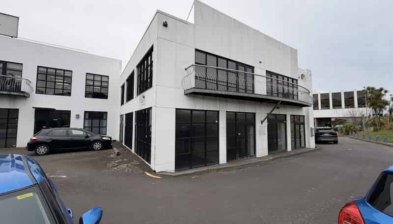 4 Market Grove, Hutt Central