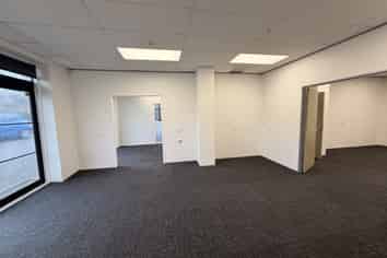 142sqm Office Space + 1 Car Park