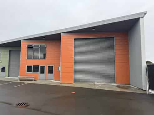 Modern Onekawa Warehouse