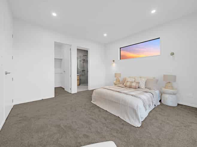22 LEATHEM CRESCENT, Pokeno