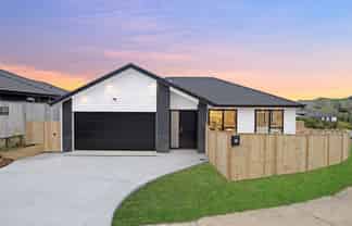 22 LEATHEM CRESCENT, Pokeno