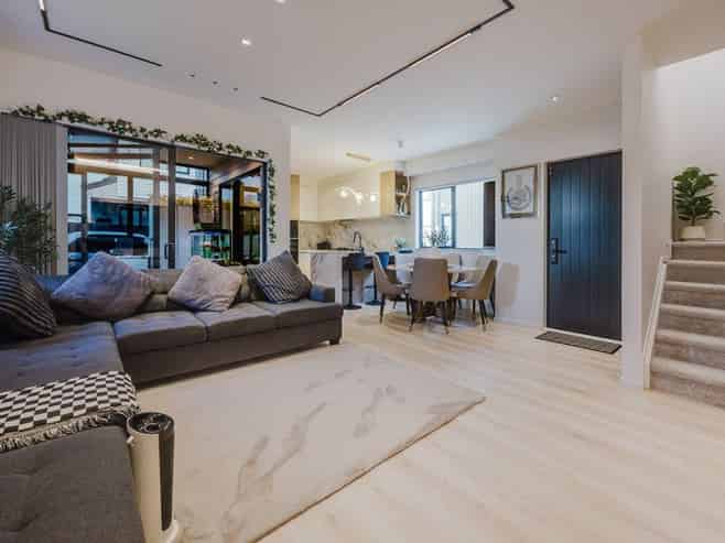 2/4 Bingara Place, Favona