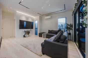 2/4 Bingara Place, Favona