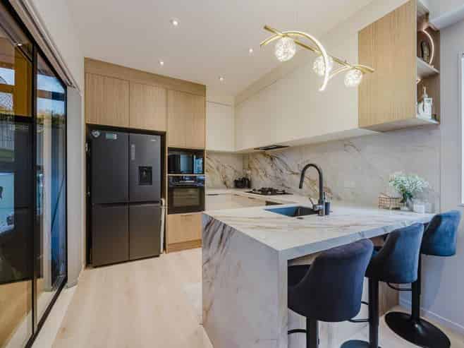 2/4 Bingara Place, Favona