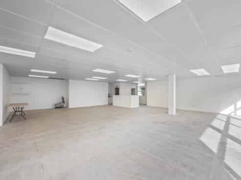 BEST ADD-VALUE OPPORTUNITY ON THE NORTH SHORE
