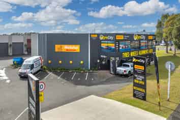 High Profile Industrial -Vacant Possession 