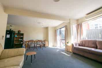 2/543 George Street, North Dunedin