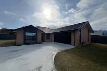 29 Timsfield Drive, Wanaka