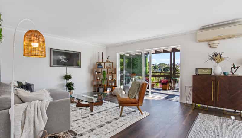 2/79 Meadowbank Road, Meadowbank