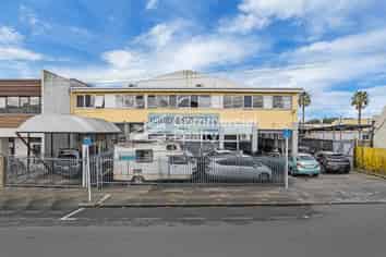 Standalone Building With Passing Income