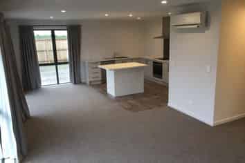 7 Sunline Avenue, Lincoln