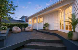802 New North Road, Mount Albert