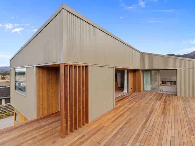 33 Tomtit Crescent, Lake Hawea