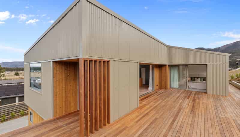 33 Tomtit Crescent, Lake Hawea