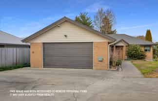 17 Stanwood Grove, Darfield