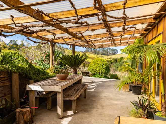 318 Franklin Road, Paparoa