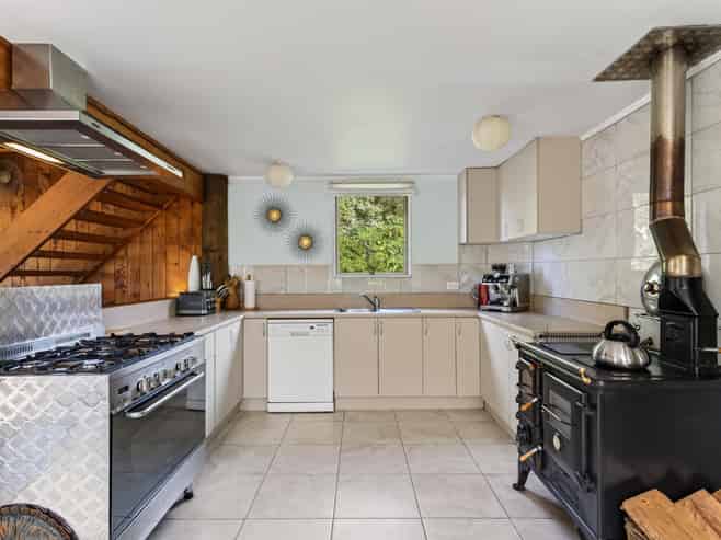 318 Franklin Road, Paparoa