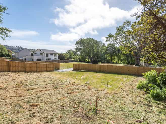 77 Aynsley Terrace, Hillsborough