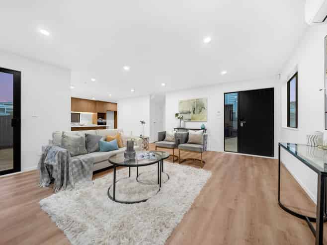 18D Geneva Place, Blockhouse Bay