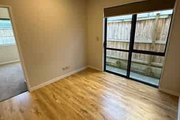 20 Tinaku Road, Flat Bush