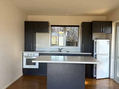 3/50 Queens Road, Glen Avon