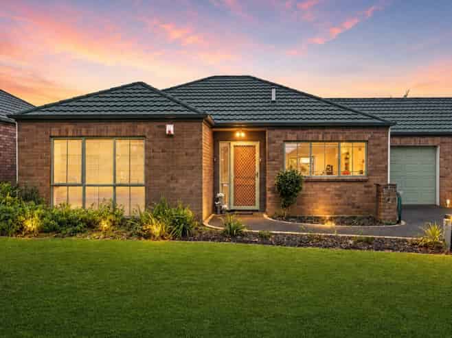 6 Craiburn Street, Ranui