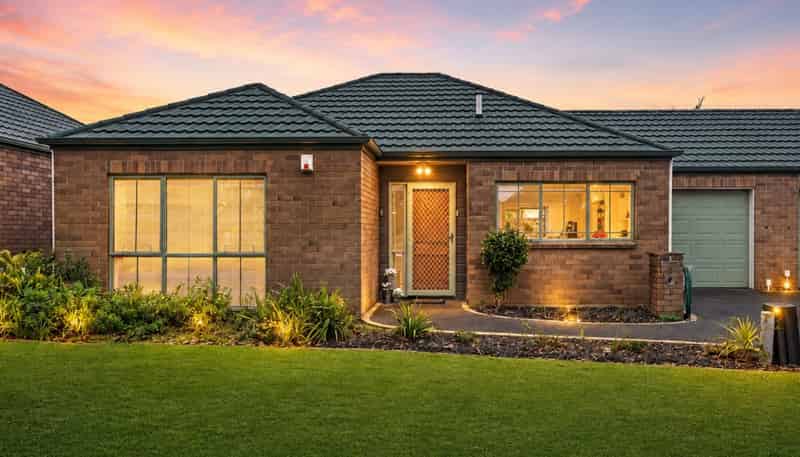 6 Craiburn Street, Ranui